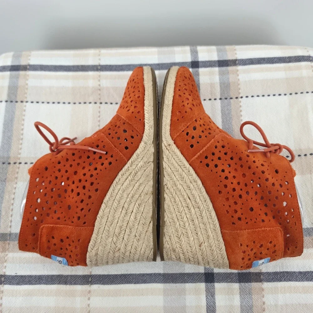 Toms desert wedge